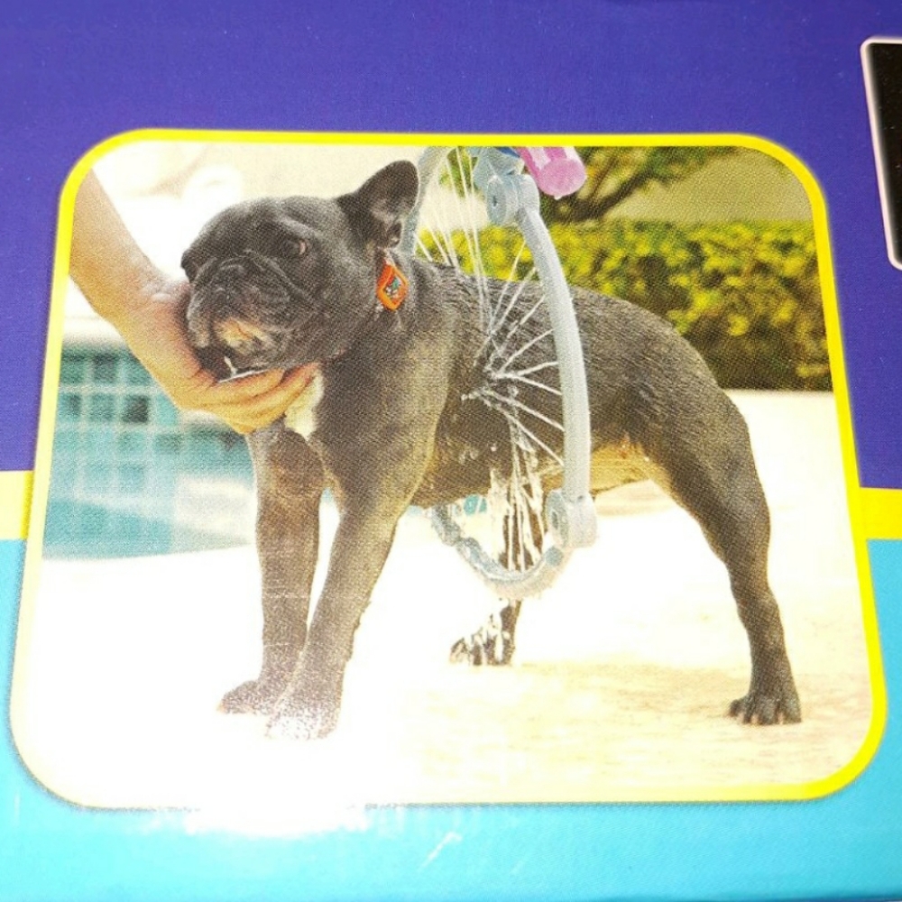 BNIB WOOF WASHER 360